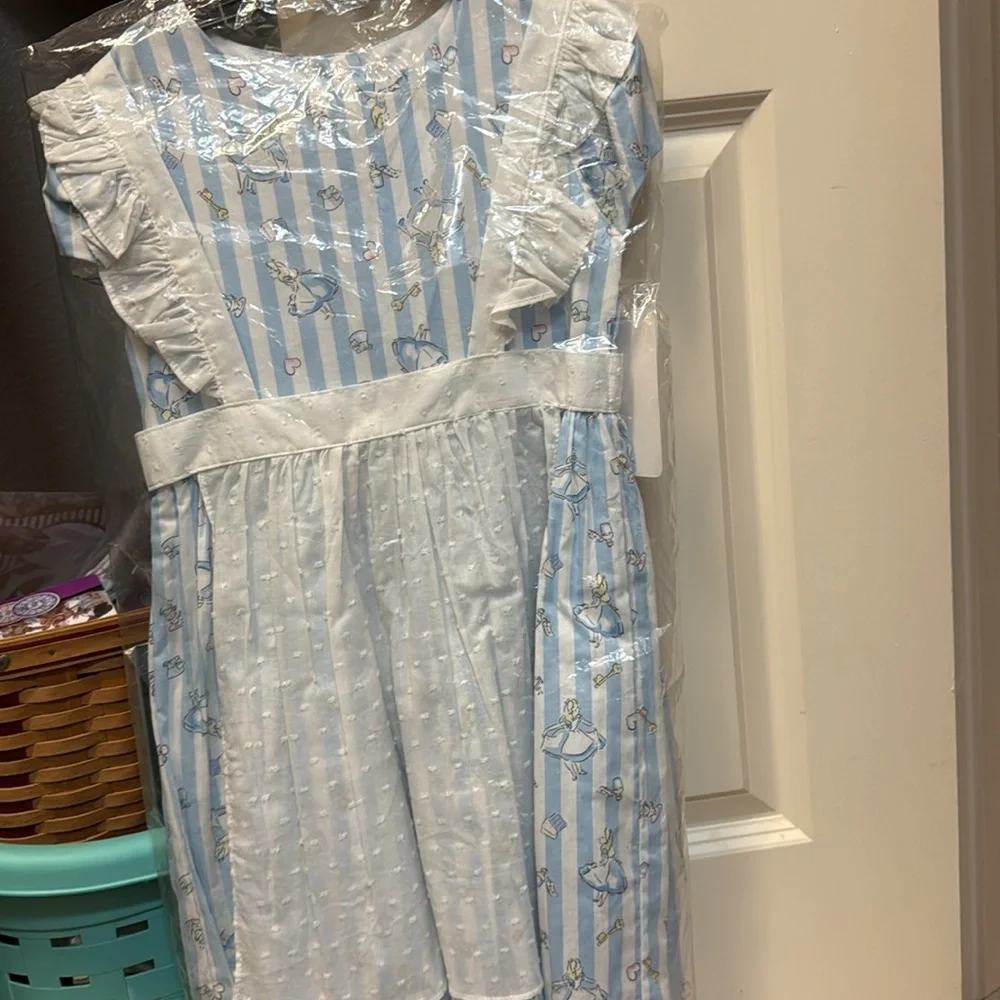 Pippa & Julie Alice in Wonderland Dress! - Picture 2 of 4